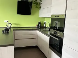 Prodej bytu 2+kk, Praha - Letňany, Hlučkova, 61 m2