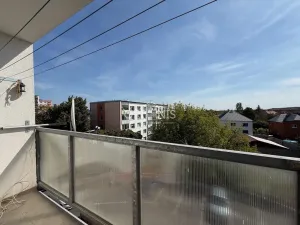 Pronájem bytu 2+1, Chomutov, Adámkova, 62 m2