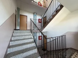 Pronájem bytu 2+1, Chomutov, Adámkova, 62 m2