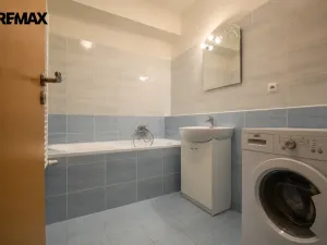 Pronájem bytu 2+kk, Hradec Králové - Třebeš, Ve Stromovce, 70 m2