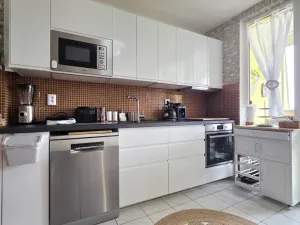 Prodej bytu 3+kk, Zruč nad Sázavou, náměstí Míru, 80 m2