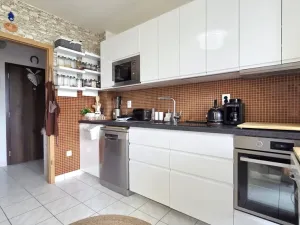 Prodej bytu 3+kk, Zruč nad Sázavou, náměstí Míru, 80 m2