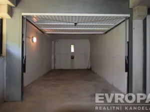 Pronájem garáže, Kolín - Kolín II, Březinova, 16 m2