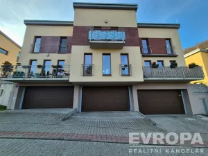 Prodej rodinného domu, Praha - Radotín, Na Krupičárně, 96 m2