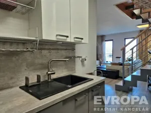 Prodej rodinného domu, Praha - Radotín, Na Krupičárně, 96 m2