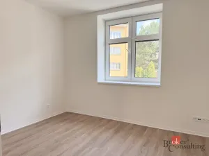 Pronájem bytu 2+kk, Opava - Předměstí, Mánesova, 41 m2