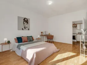 Prodej bytu 2+kk, Praha - Holešovice, Na Maninách, 57 m2