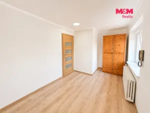 Pronájem atypického bytu, Praha - Hostivař, V nové čtvrti, 125 m2
