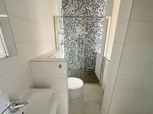 Pronájem bytu 1+1, Praha - Smíchov, Rozkošného, 34 m2