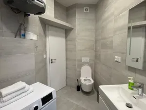 Pronájem bytu 2+1, Praha - Libeň, Na stráži, 49 m2