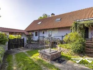 Prodej chalupy, Oplany, 270 m2