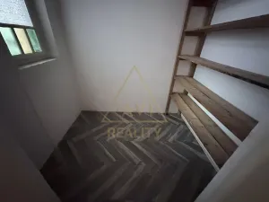 Pronájem bytu 4+kk, Praha - Vinohrady, Na Švihance, 105 m2