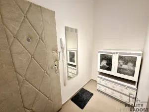 Prodej bytu 2+1, Třinec, Beskydská, 52 m2