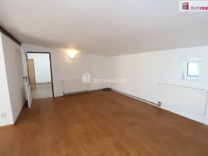 Pronájem bytu 2+1, Karlovy Vary - Počerny, 68 m2