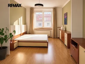 Pronájem bytu 2+kk, Praha - Podolí, Na Klaudiánce, 78 m2