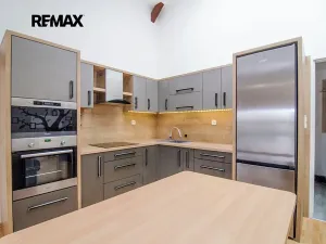 Pronájem bytu 2+kk, Jevíčko, Palackého nám., 76 m2