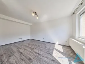 Prodej bytu 3+1, Pecka - Bělá u Pecky, 80 m2