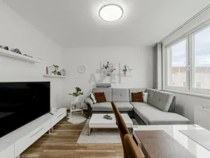 Prodej bytu 3+1, Ostrava - Dubina, Václava Košaře, 62 m2