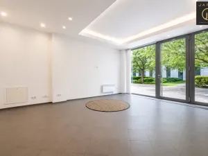 Pronájem kanceláře, Praha - Karlín, Rohanské nábřeží, 37 m2