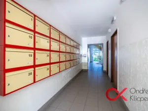 Pronájem bytu 2+kk, Praha, Dědinova, 45 m2