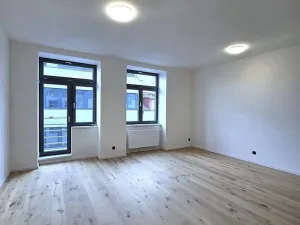 Pronájem bytu 2+kk, Benešov, Tyršova, 59 m2