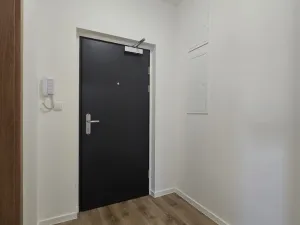 Pronájem bytu 1+kk, Benešov, 102. pluku, 33 m2