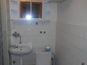 Pronájem bytu 1+1, Neratovice, Školní, 30 m2
