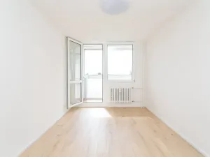 Prodej bytu 4+kk, Praha, Novodvorská, 71 m2