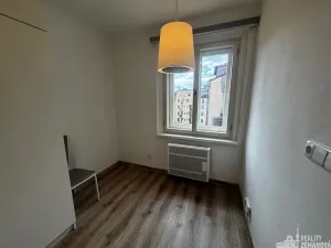 Pronájem bytu 1+1, Praha - Vinohrady, Řipská, 40 m2