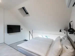 Prodej apartmánu, Praha - Karlín, Prvního pluku, 38 m2