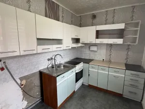 Pronájem bytu 2+1, Jirkov, Ervěnická, 51 m2