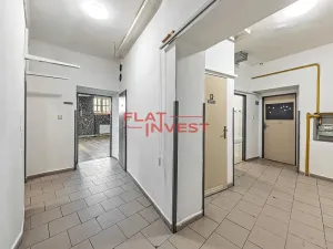 Pronájem obchodního prostoru, Praha - Vršovice, Vršovická, 233 m2