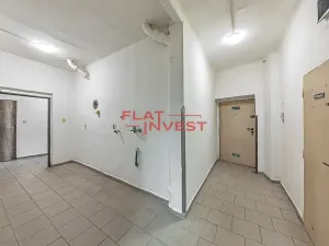 Pronájem obchodního prostoru, Praha - Vršovice, Vršovická, 233 m2