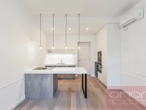 Pronájem bytu 2+kk, Praha - Vinohrady, náměstí Jiřího z Poděbrad, 56 m2
