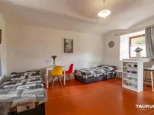 Prodej chaty, Kolinec - Vlčkovice, 42 m2