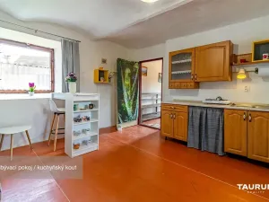 Prodej chaty, Kolinec - Vlčkovice, 42 m2