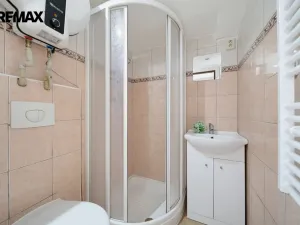 Prodej bytu 1+kk, Karlovy Vary, Plzeňská, 23 m2