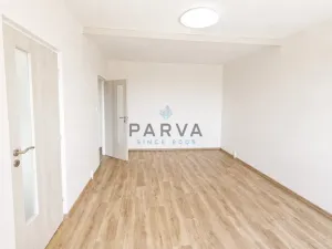 Pronájem bytu 1+1, Plzeň - Severní Předměstí, Strážnická, 40 m2