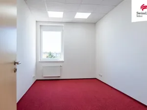 Pronájem kanceláře, Praha - Kyje, Lednická, 403 m2
