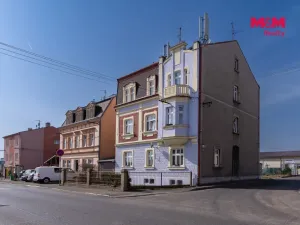 Prodej bytu 4+1, Karlovy Vary - Bohatice, Jáchymovská, 102 m2
