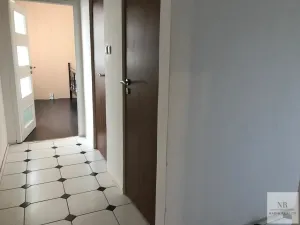 Pronájem bytu 3+1, Karlovy Vary, Konečná, 75 m2