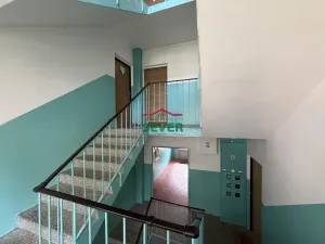 Prodej bytu 3+1, Jirkov, Vinařická, 60 m2