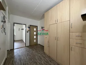 Prodej bytu 3+1, Jirkov, Vinařická, 60 m2