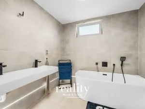 Prodej rodinného domu, Božice, 130 m2