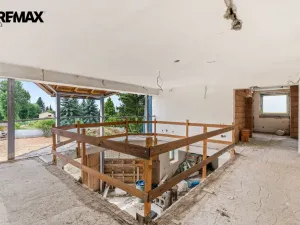 Prodej vícegeneračního domu, Jesenice, Chrpová, 897 m2