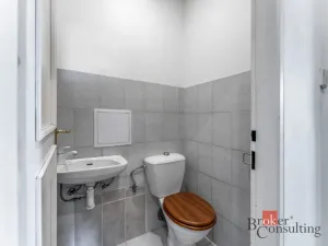 Prodej bytu 3+1, Praha - Vokovice, Ke dvoru, 69 m2