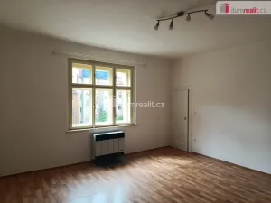 Pronájem bytu 1+kk, Praha - Strašnice, Za poštou, 35 m2