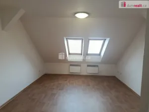 Pronájem bytu 1+kk, Praha, Za poštou, 23 m2