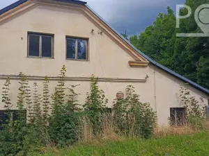 Prodej rodinného domu, Karlovice, 340 m2