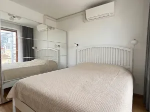 Pronájem bytu 3+kk, Praha - Holešovice, Komunardů, 75 m2